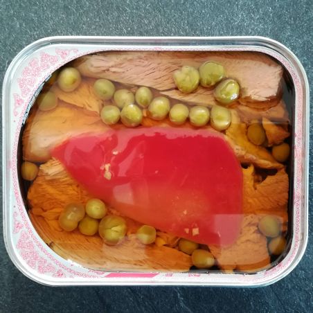 Morrillo Dose vom Roten Thunfisch in Olivenöl traditionell mit Paprika und Erpsen bei TarifaFisch Morrillo Dose vom Roten Thunfisch in Olivenöl traditionell mit Paprika und Erpsen bei TarifaFisch